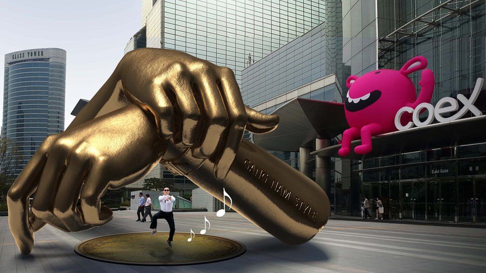 Starfield Gangnam style statue